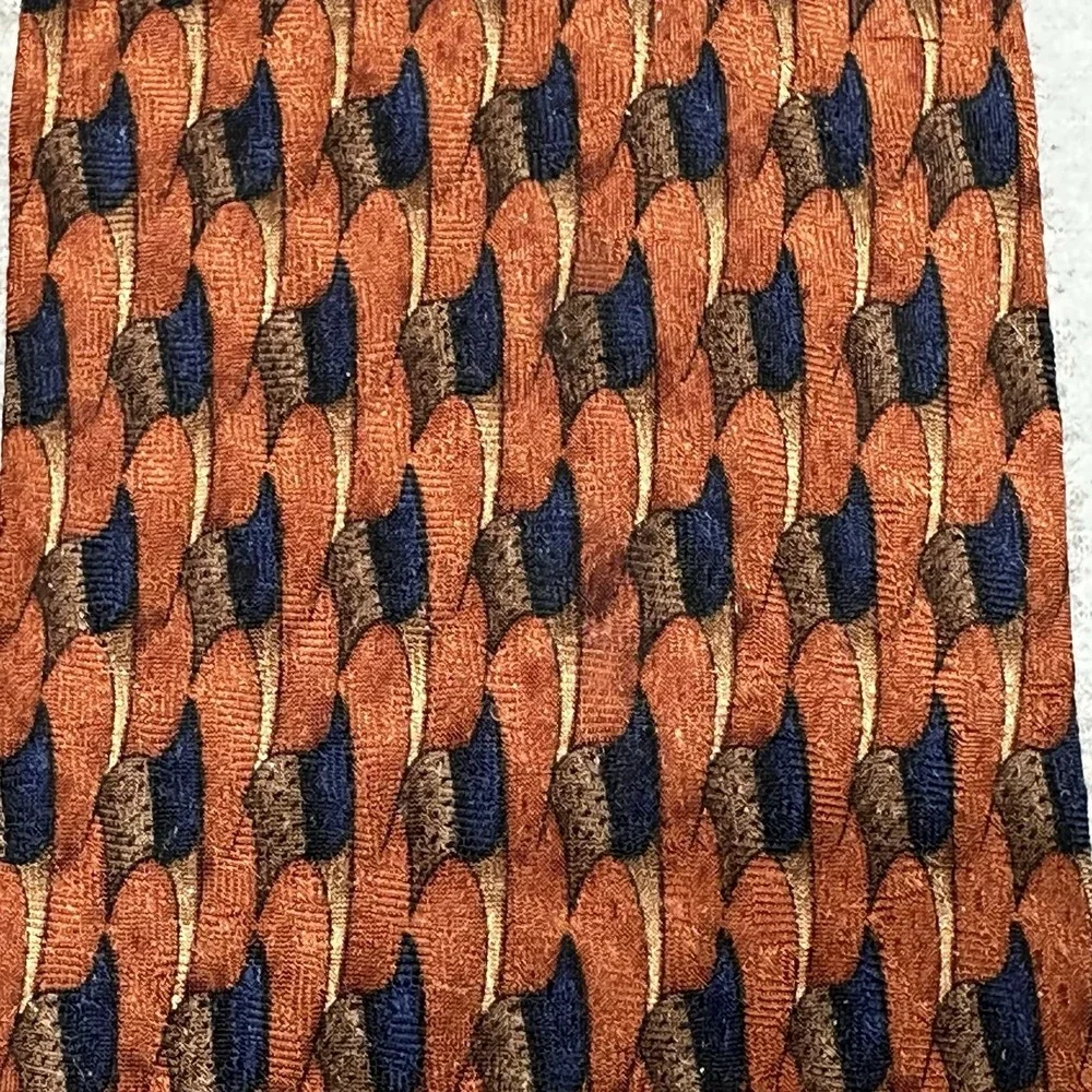JZ‎ Richards Necktie Orange Black Geometric Pattern 100% Silk Handmade USA